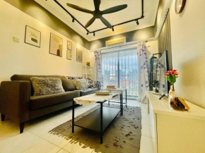 8 pax Homestay near Axiata Arena & Pavilion 2